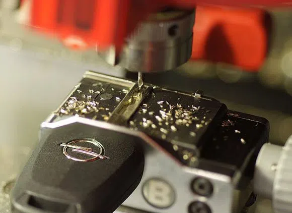 Universal Locksmith Store Austin, TX 512-487-7046 - 11-Key-Cutting