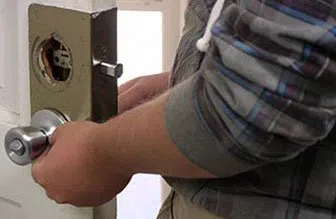 Universal Locksmith Store Austin, TX 512-487-7046 Universal Locksmith Store Austin, TX 512-487-7046 - 12-locks-replace